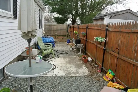 186 Fiat Avenue Cranston RI 02910