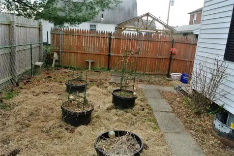 186 Fiat Avenue Cranston RI 02910