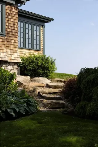 11 Bucks Trail Westerly RI 02891