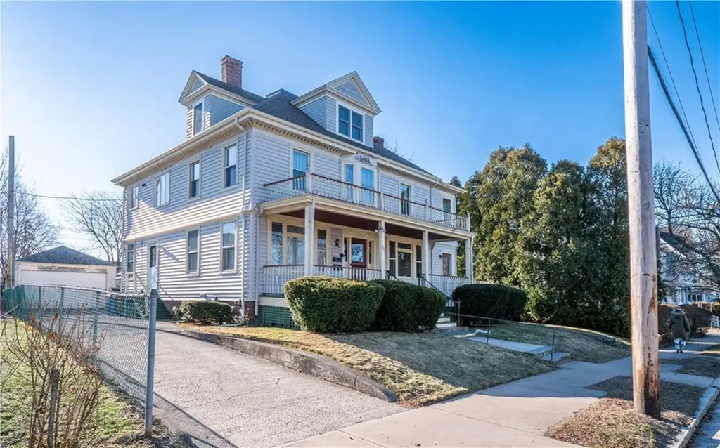 409 Broadway Newport RI 02840