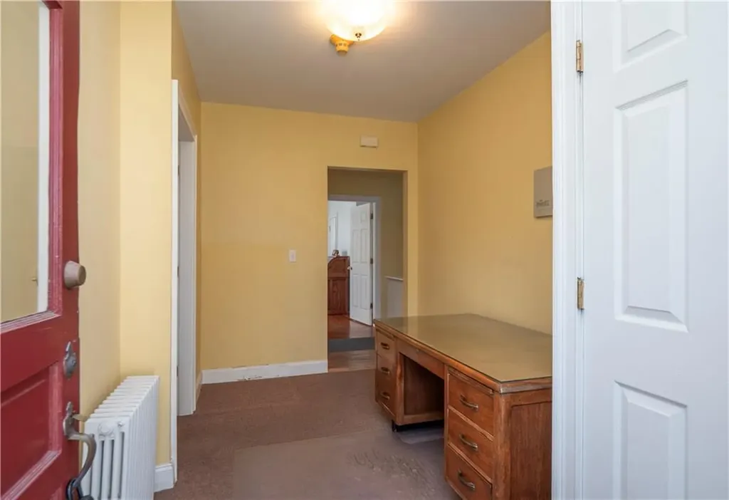 409 Broadway Newport RI 02840