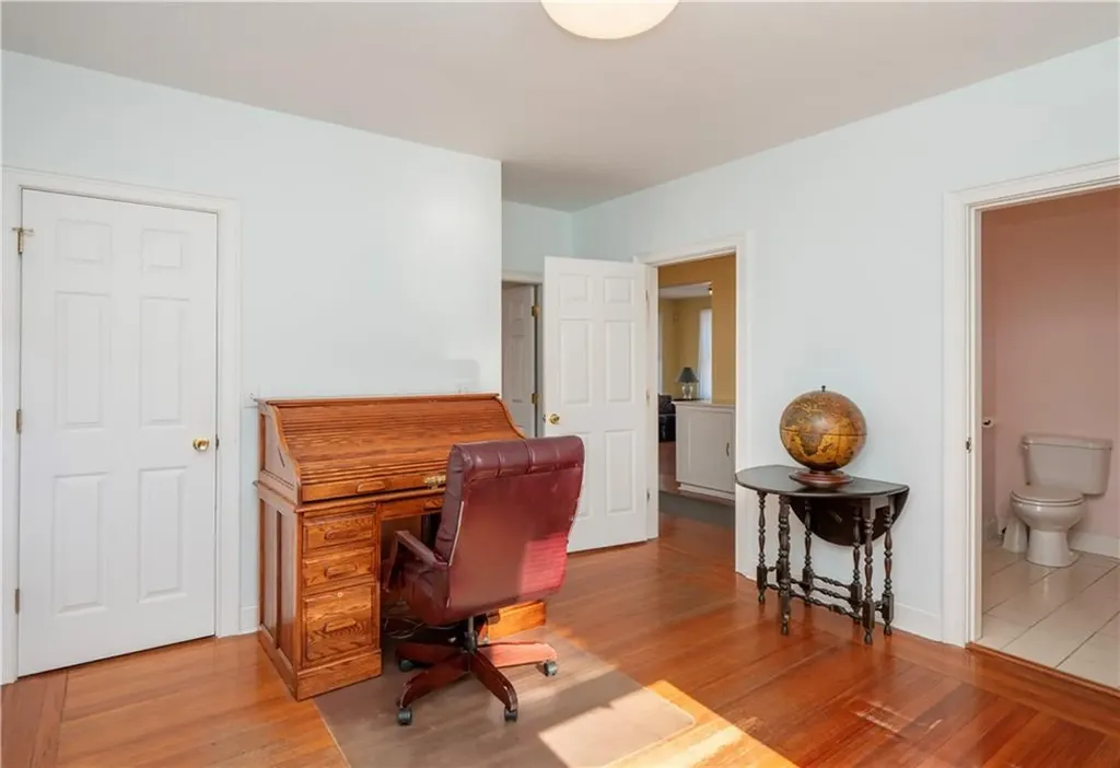 409 Broadway Newport RI 02840
