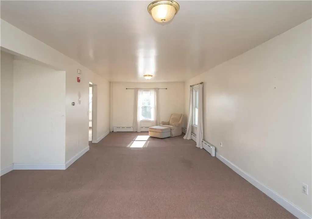 409 Broadway Newport RI 02840