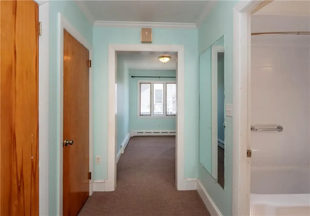 409 Broadway Newport RI 02840