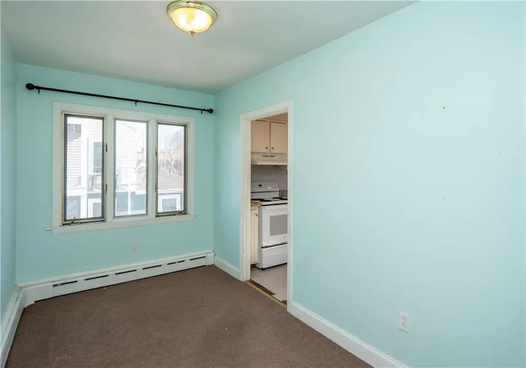 409 Broadway Newport RI 02840