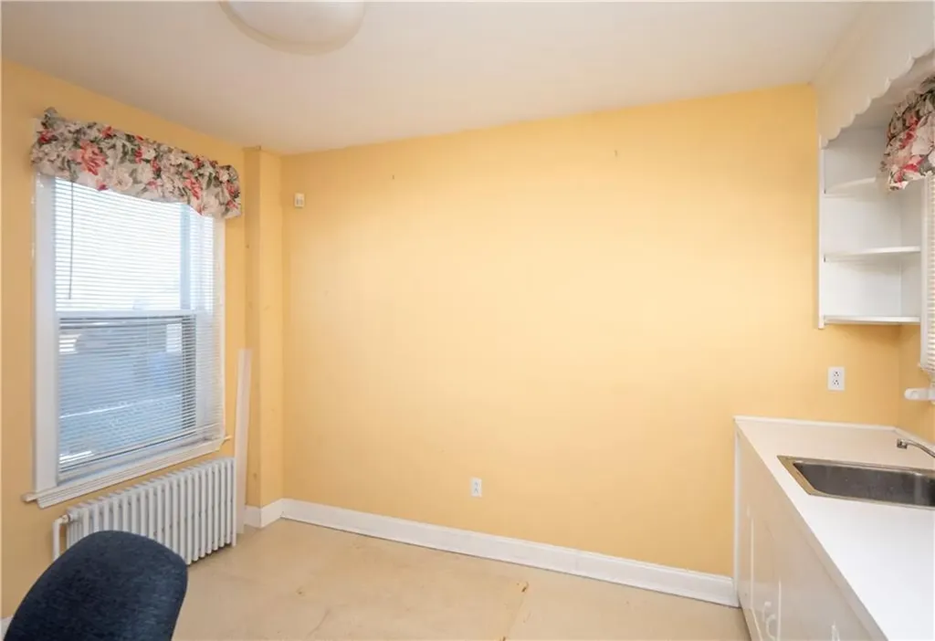 409 Broadway Newport RI 02840