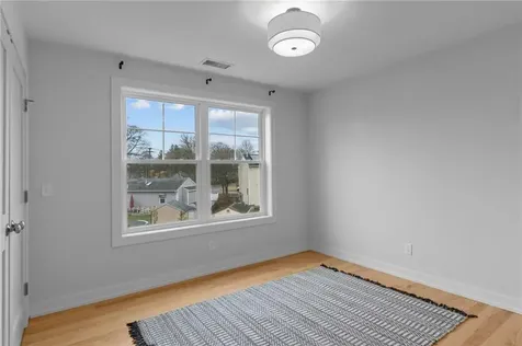 88 Child Lane Warwick RI 02886