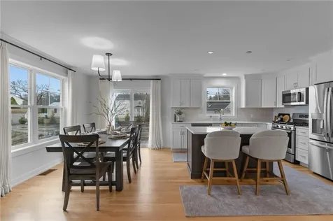 88 Child Lane Warwick RI 02886