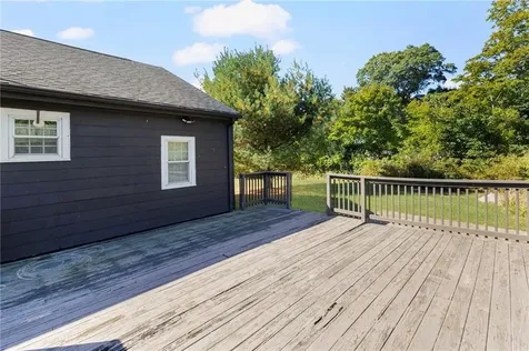 159 Ten Rod Road North Kingstown RI 02852
