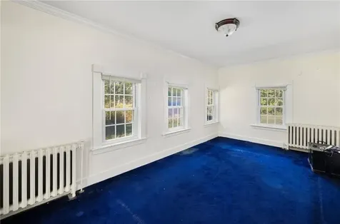 159 Ten Rod Road North Kingstown RI 02852