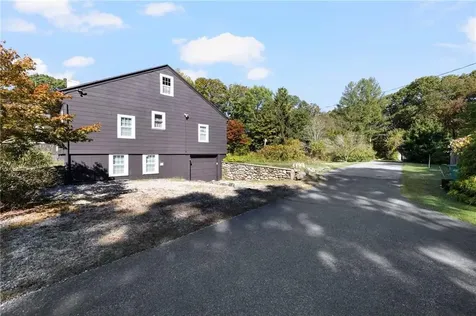 159 Ten Rod Road North Kingstown RI 02852