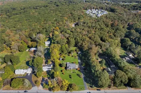 159 Ten Rod Road North Kingstown RI 02852