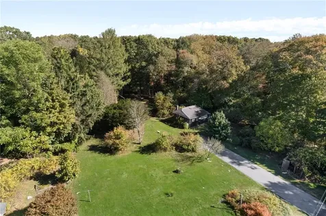 159 Ten Rod Road North Kingstown RI 02852
