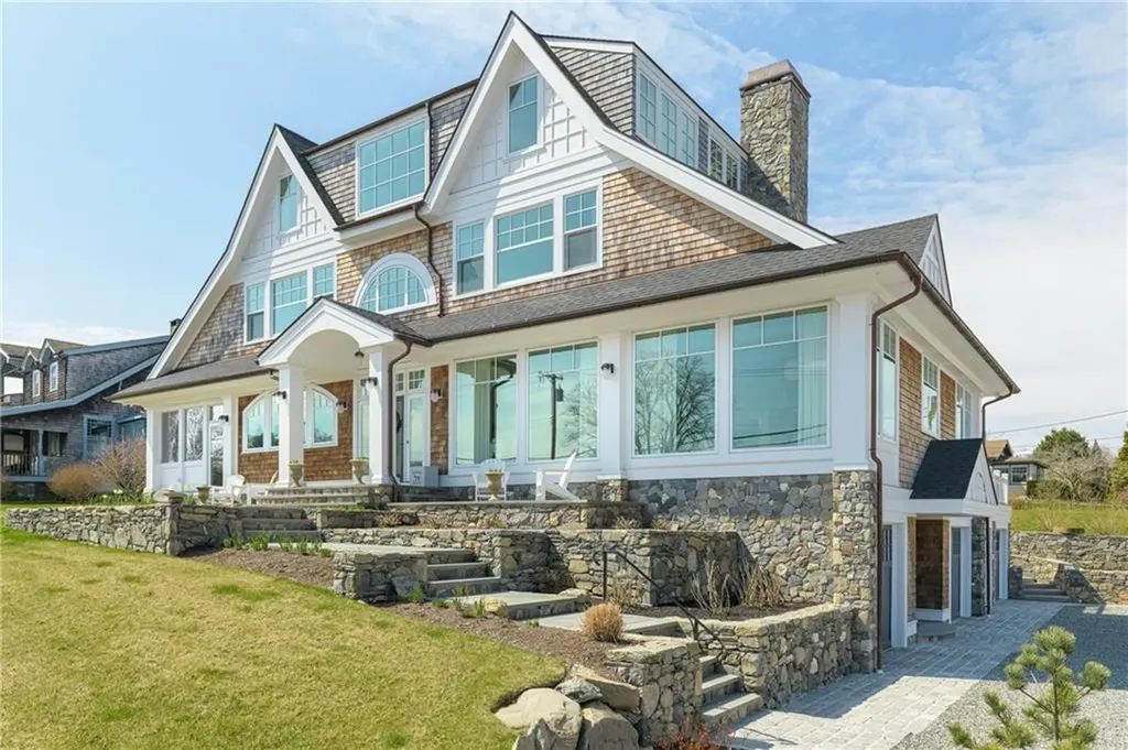 30 Walcott Avenue Jamestown RI 02835