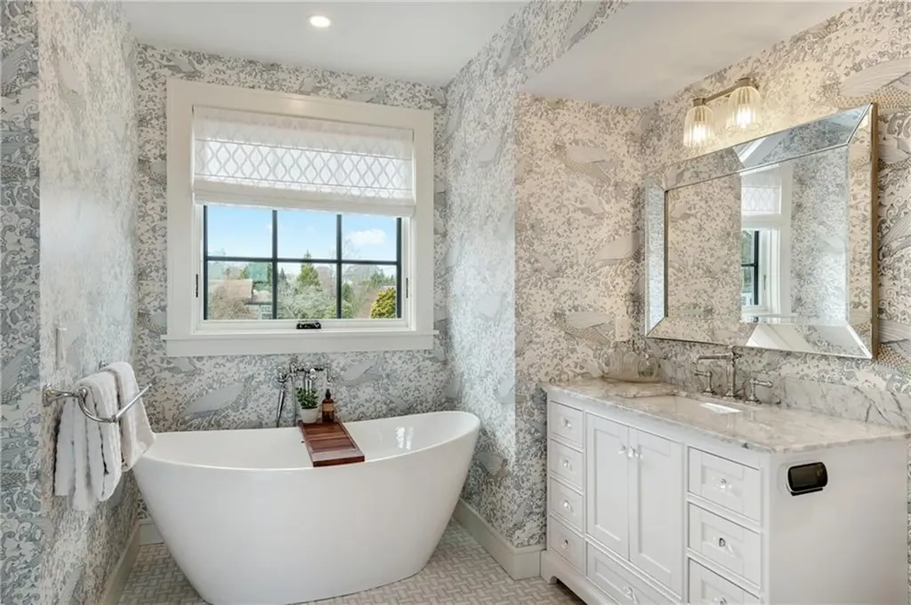 30 Walcott Avenue Jamestown RI 02835