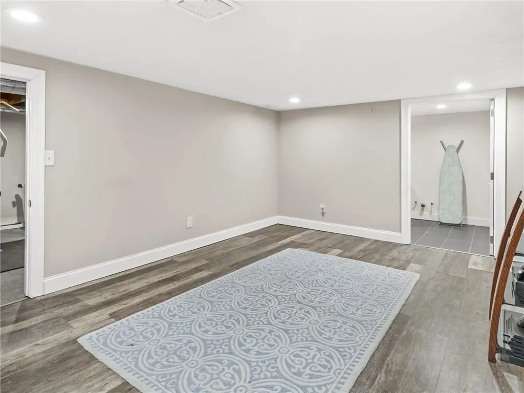 214 Grand Avenue Pawtucket RI 02861