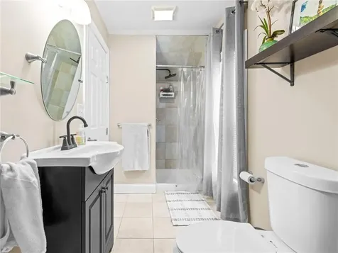 214 Grand Avenue Pawtucket RI 02861