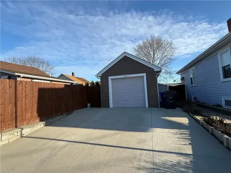 214 Grand Avenue Pawtucket RI 02861