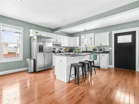 214 Grand Avenue Pawtucket RI 02861