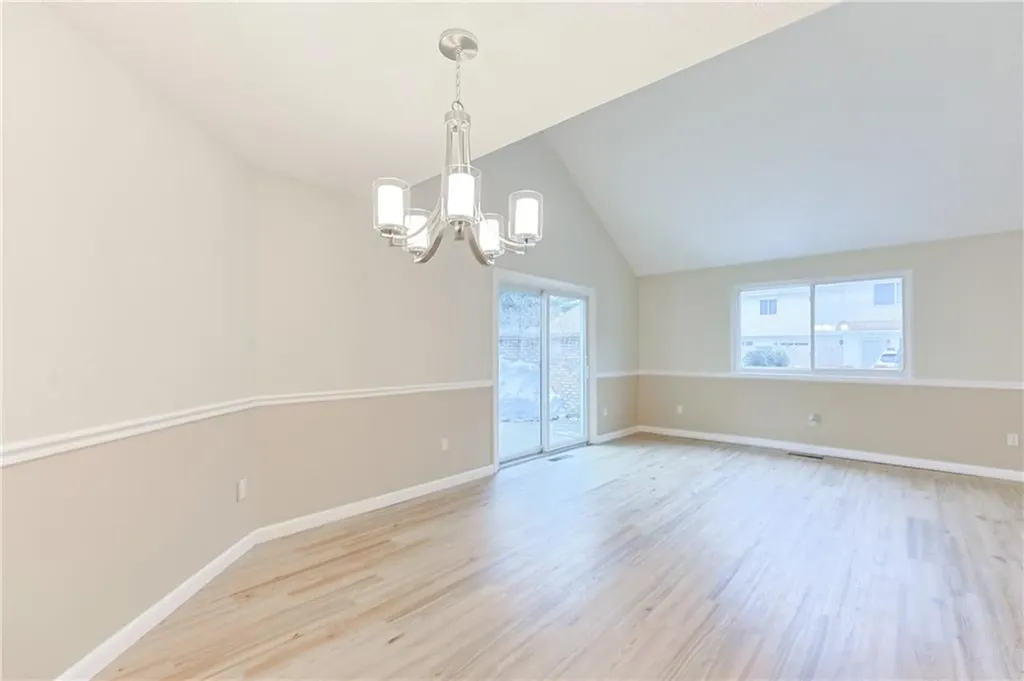 816 Williamsbug Circle Warwick RI 02886