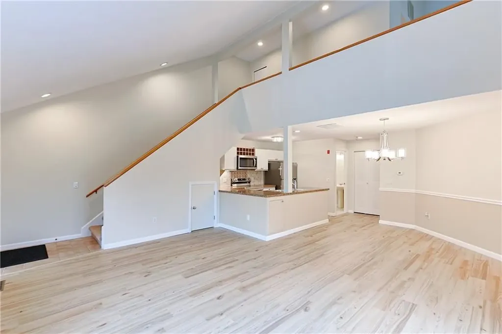 816 Williamsbug Circle Warwick RI 02886