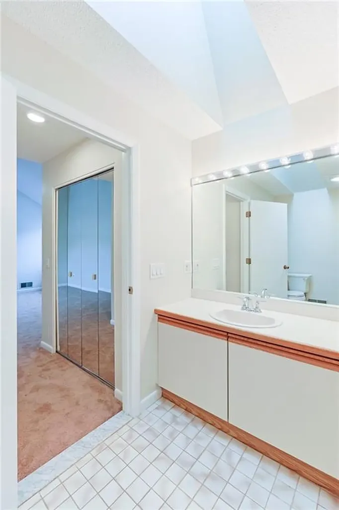 816 Williamsbug Circle Warwick RI 02886