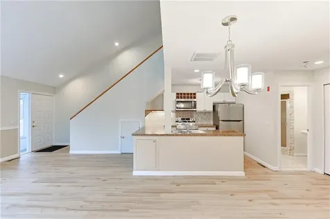 816 Williamsbug Circle Warwick RI 02886