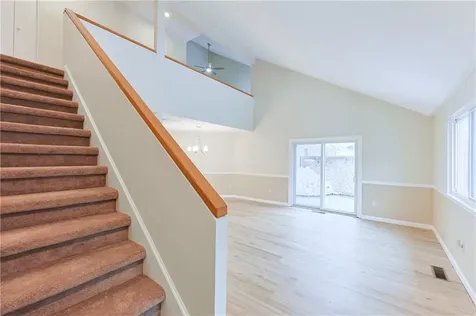 816 Williamsbug Circle Warwick RI 02886