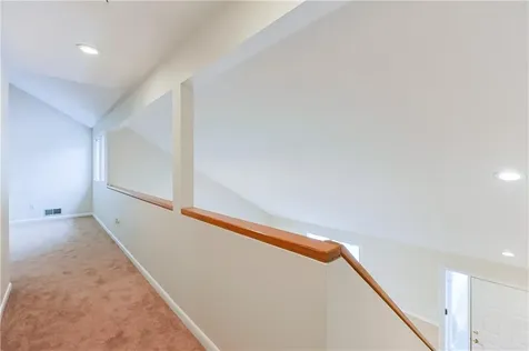 816 Williamsbug Circle Warwick RI 02886