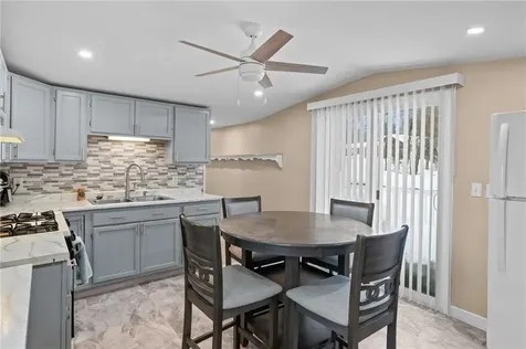 301 Bulgarmarsh Road Tiverton RI 02878