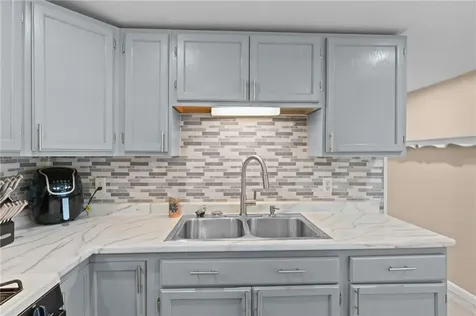 301 Bulgarmarsh Road Tiverton RI 02878