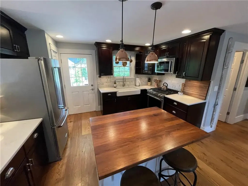 40 Keeher Avenue Newport RI 02840