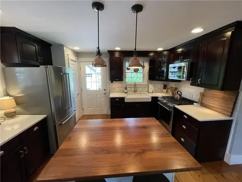 40 Keeher Avenue Newport RI 02840