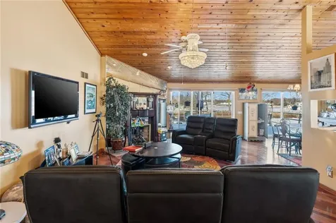 585 Meadow View Avenue Warwick RI 02889