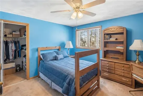 585 Meadow View Avenue Warwick RI 02889