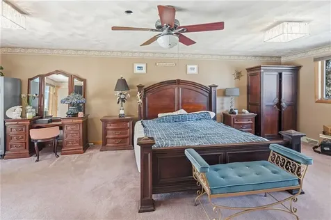 585 Meadow View Avenue Warwick RI 02889