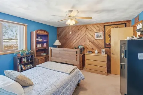 585 Meadow View Avenue Warwick RI 02889