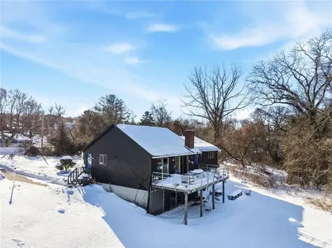 585 Meadow View Avenue Warwick RI 02889