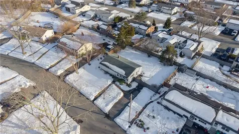 28 Hoyt Street Warwick RI 02886