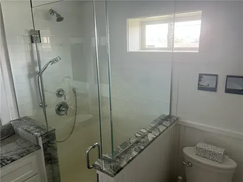 14 William Avenue Tiverton RI 02878