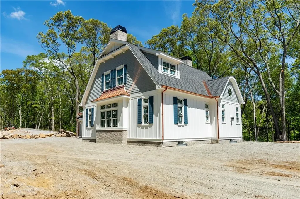 486 Greenbush Road Warwick RI 02818