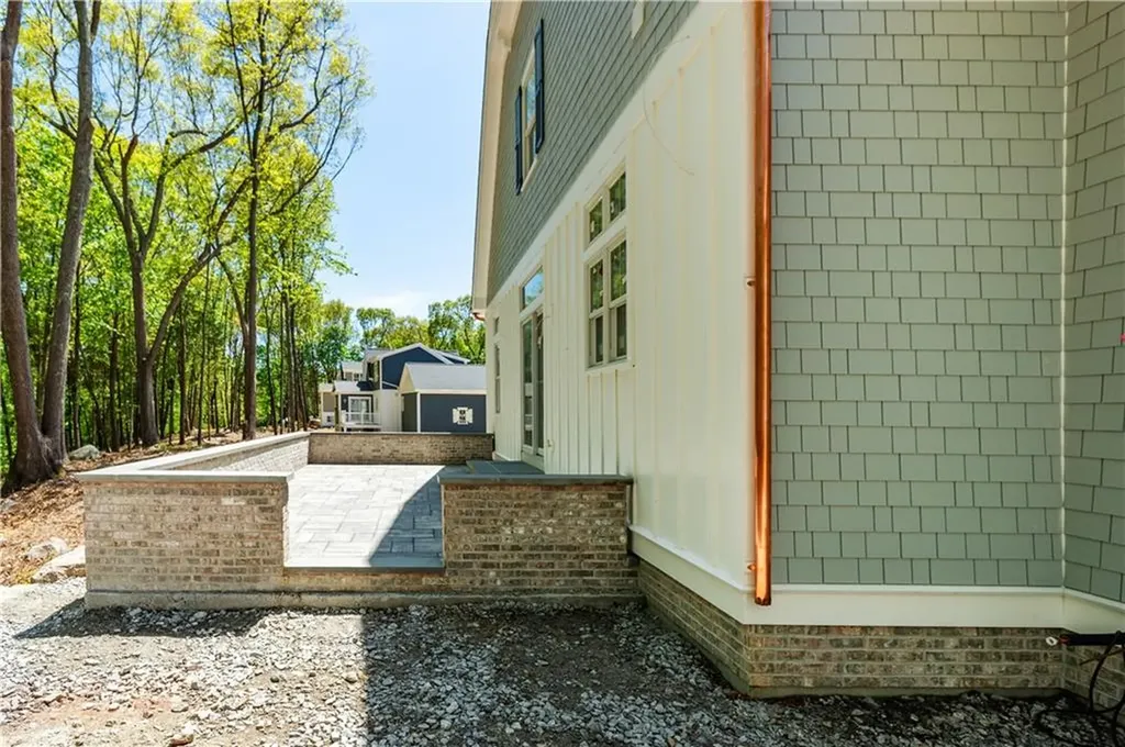 486 Greenbush Road Warwick RI 02818