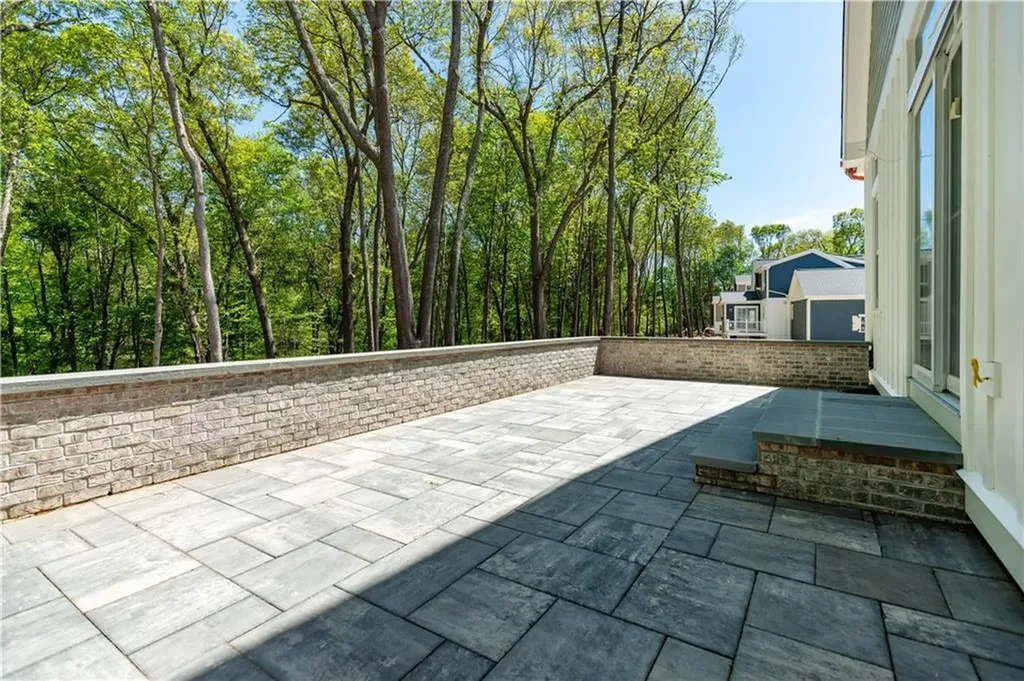 486 Greenbush Road Warwick RI 02818