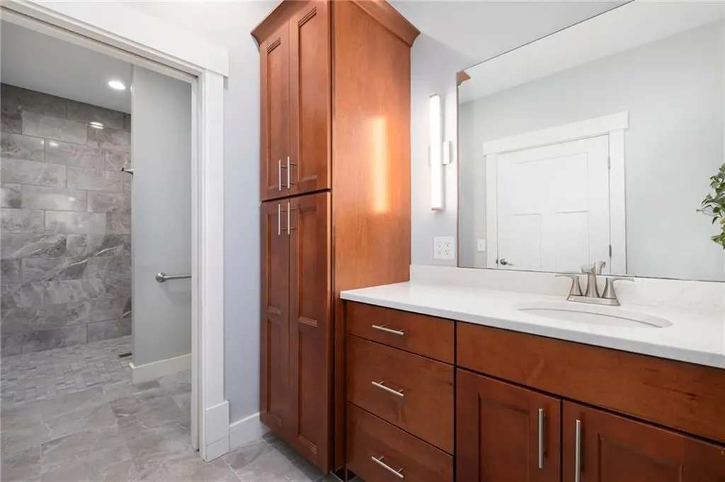 35 Abbey Road South Kingstown RI 02879