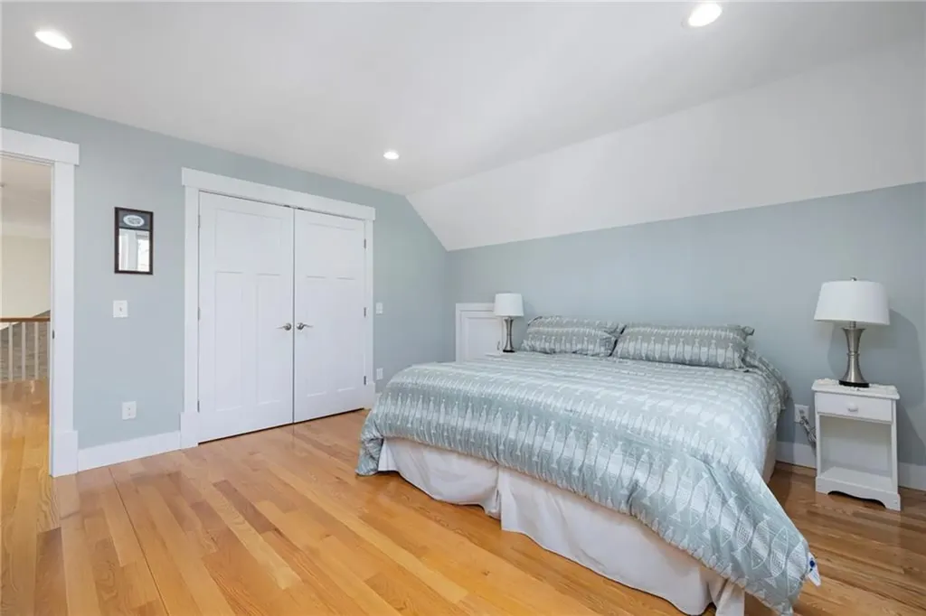 35 Abbey Road South Kingstown RI 02879