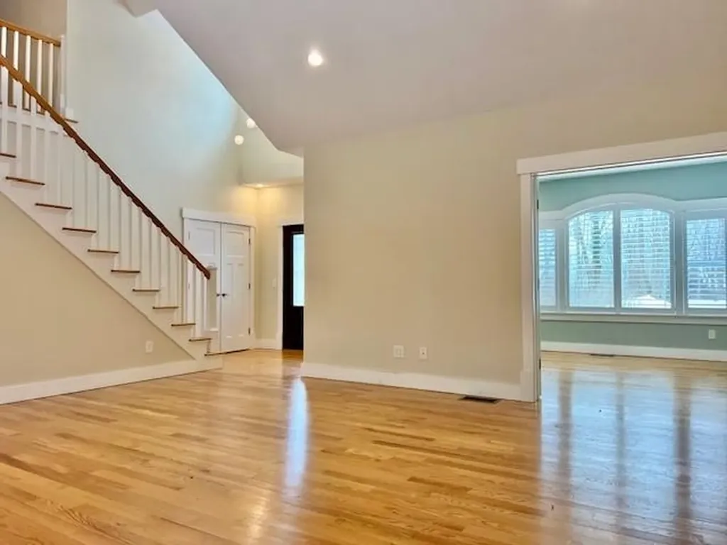 35 Abbey Road South Kingstown RI 02879