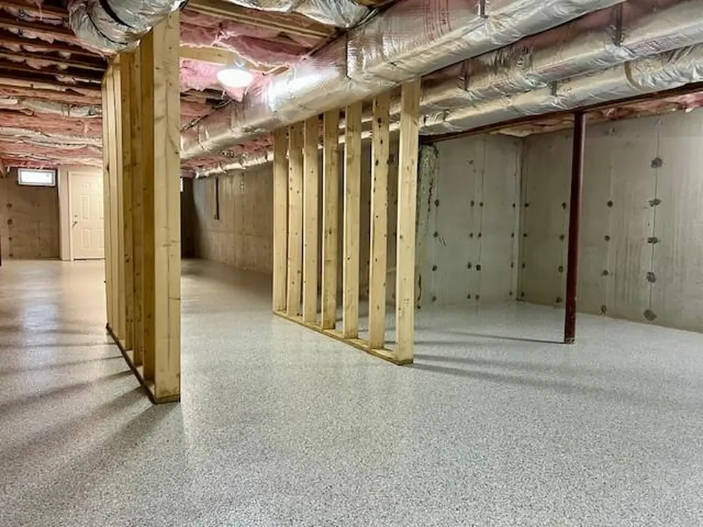 35 Abbey Road South Kingstown RI 02879