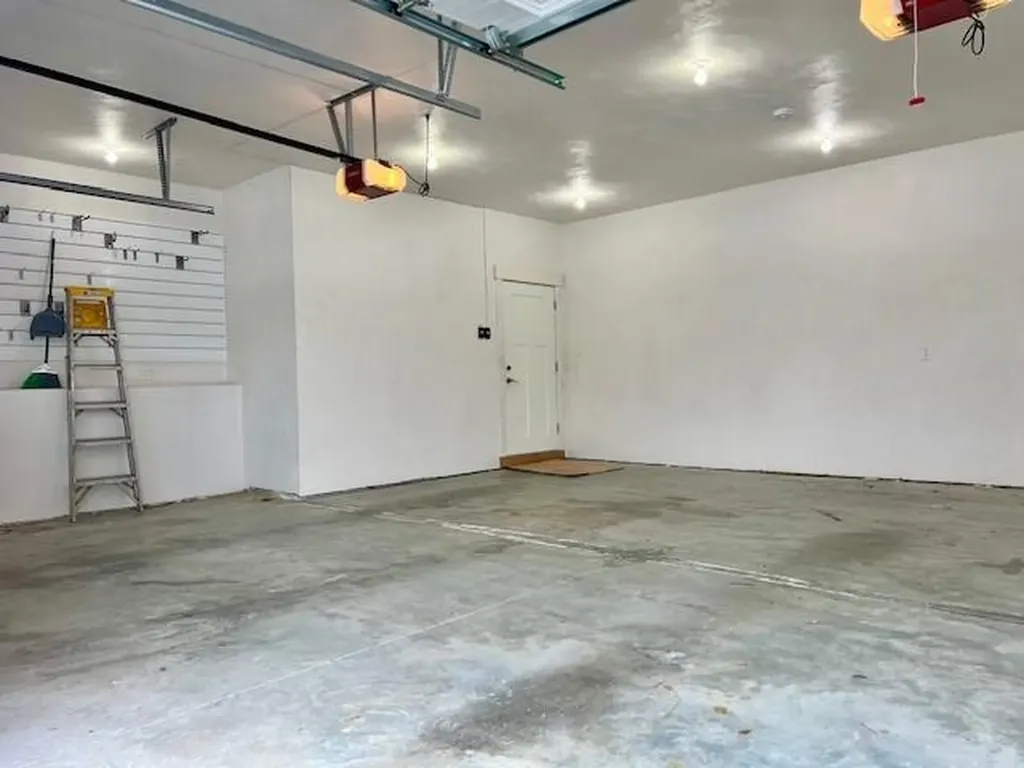 35 Abbey Road South Kingstown RI 02879