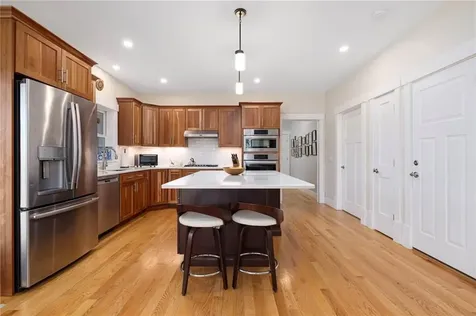 35 Abbey Road South Kingstown RI 02879