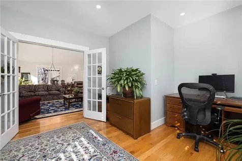 35 Abbey Road South Kingstown RI 02879